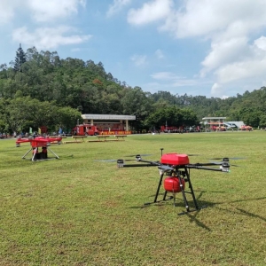 廣東省首屆森林消防大比武 華科爾消防無人機干粉噴灑滅火展實力 ...